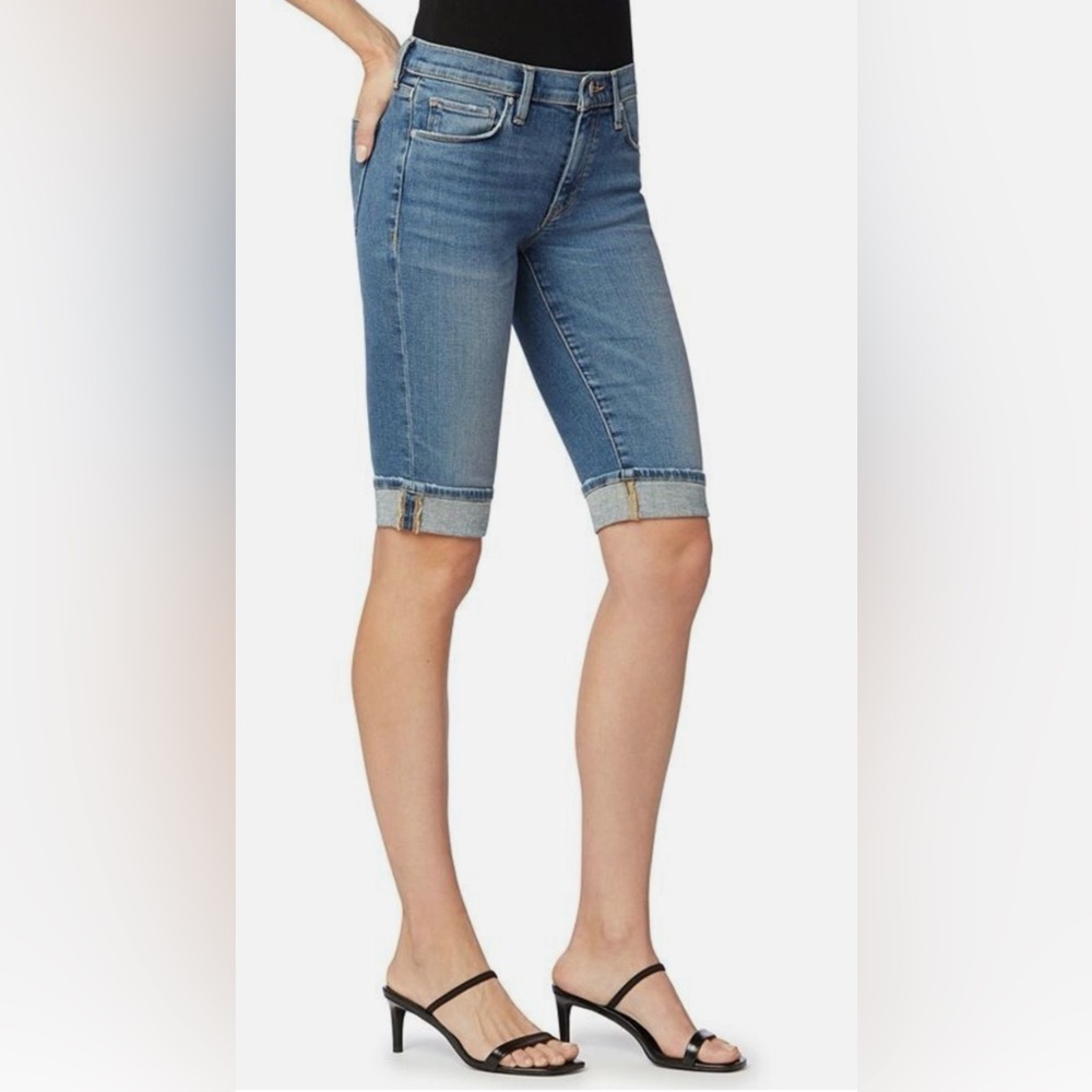 Hudson Amelia Knee Short